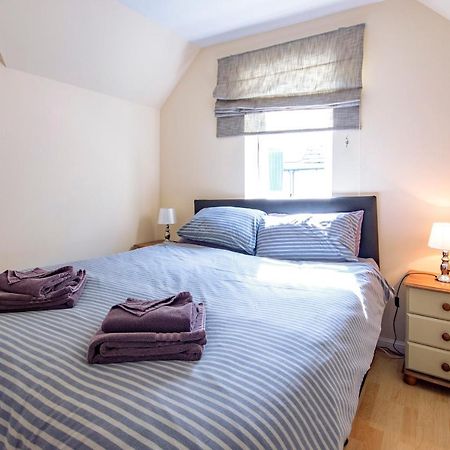 7 Varis Apartments Форрес Экстерьер фото