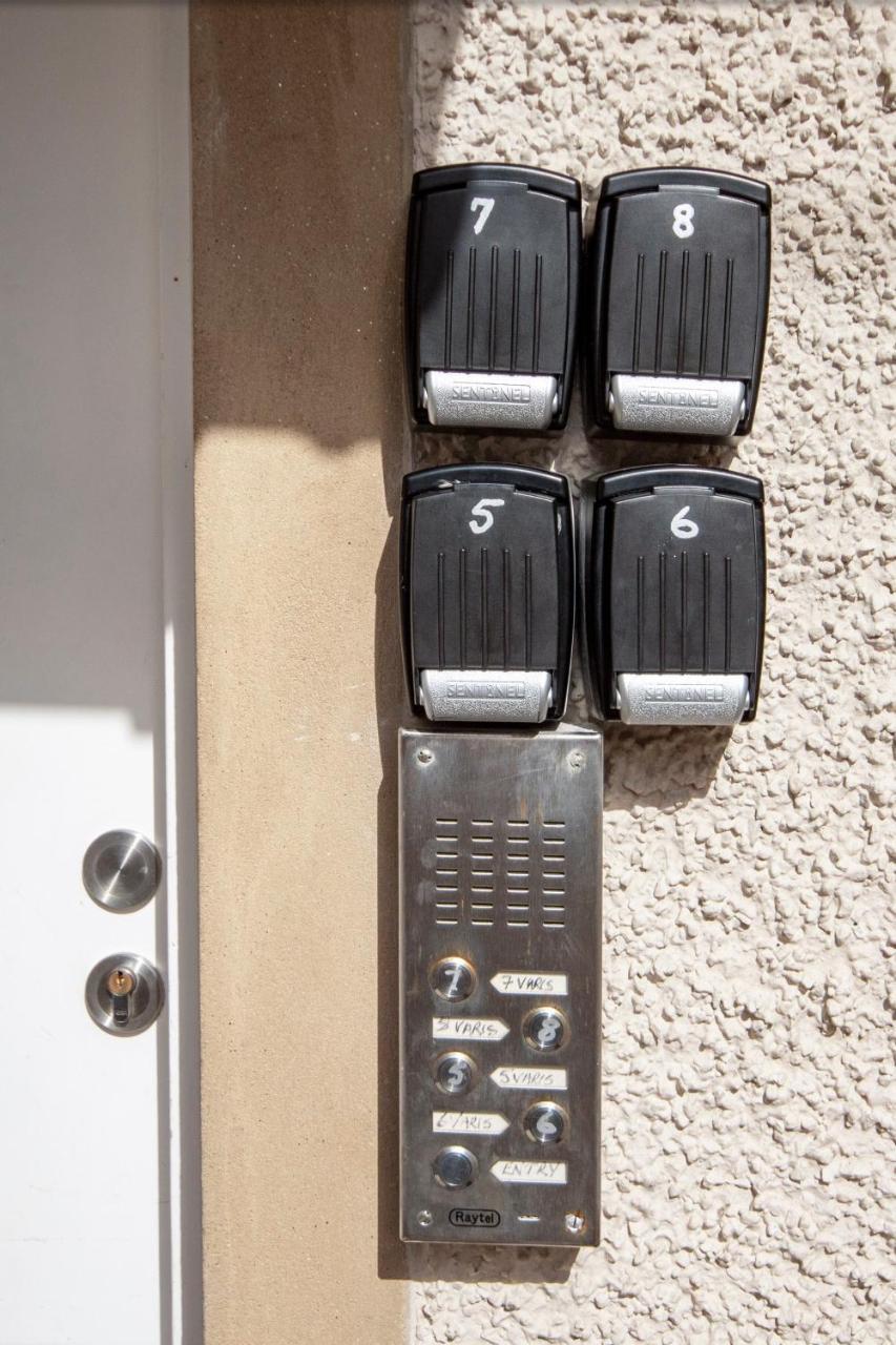 7 Varis Apartments Форрес Экстерьер фото